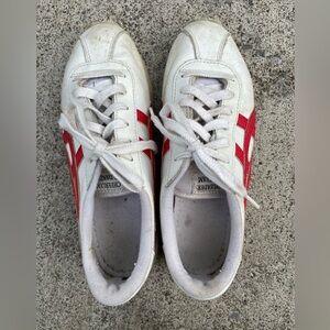 ASICS Cheerleading Sneakers 5.5